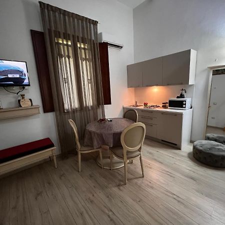 Appartamentino Louis Cagliari Esterno foto